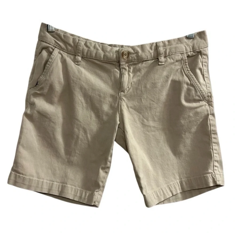 Aeropostale Women's Bermuda Twill Shorts Size 8 Beige Summer Casual